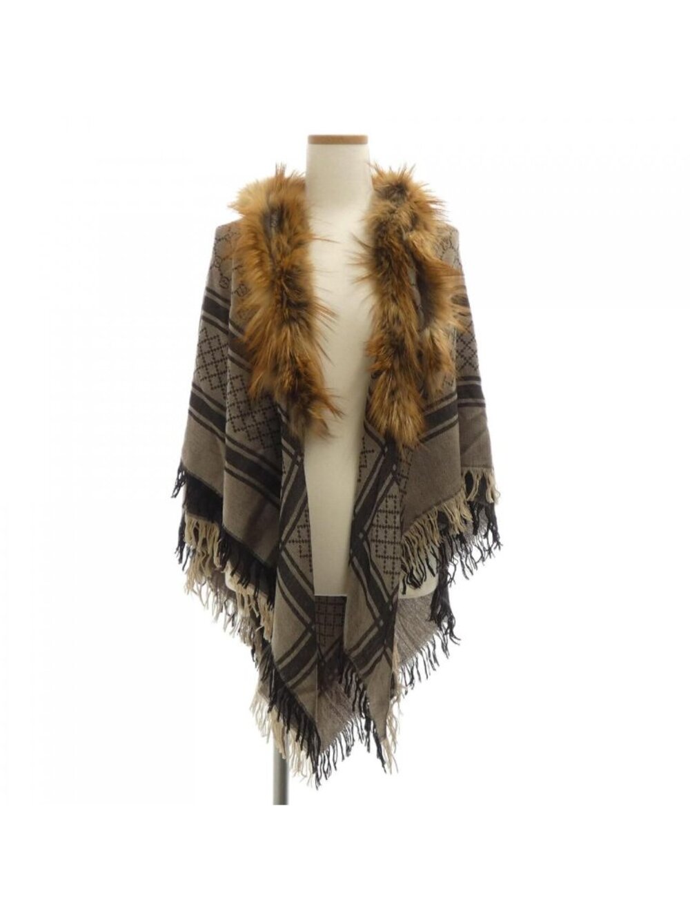 Gucci Stole Scarf Beige